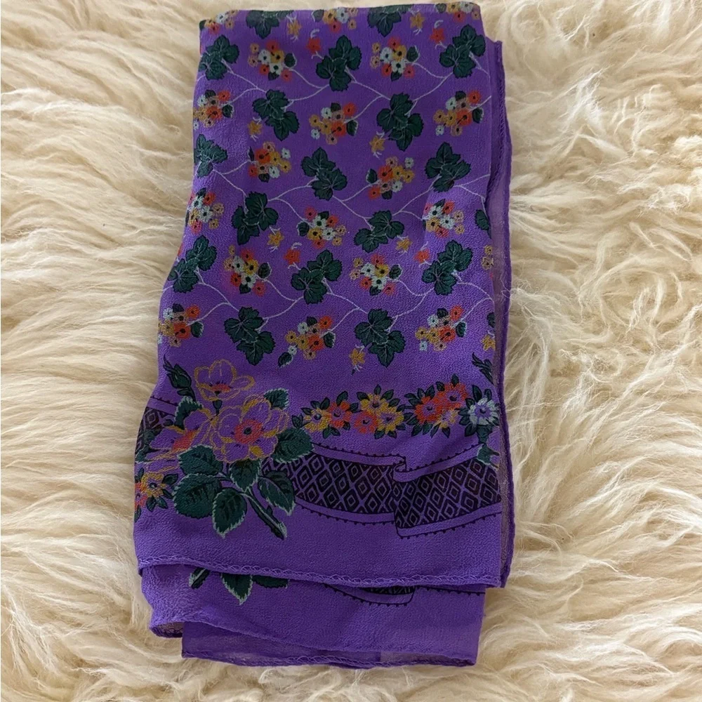 Gorgeous Silk Deep Purple Floral Vintage Scarf